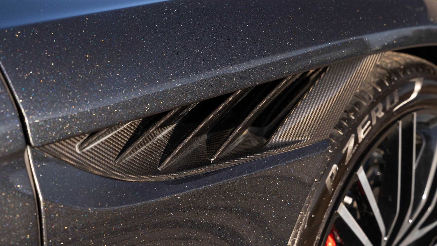 Used Aston Martin DBS 2020 for sale - 77061132: Photo 26