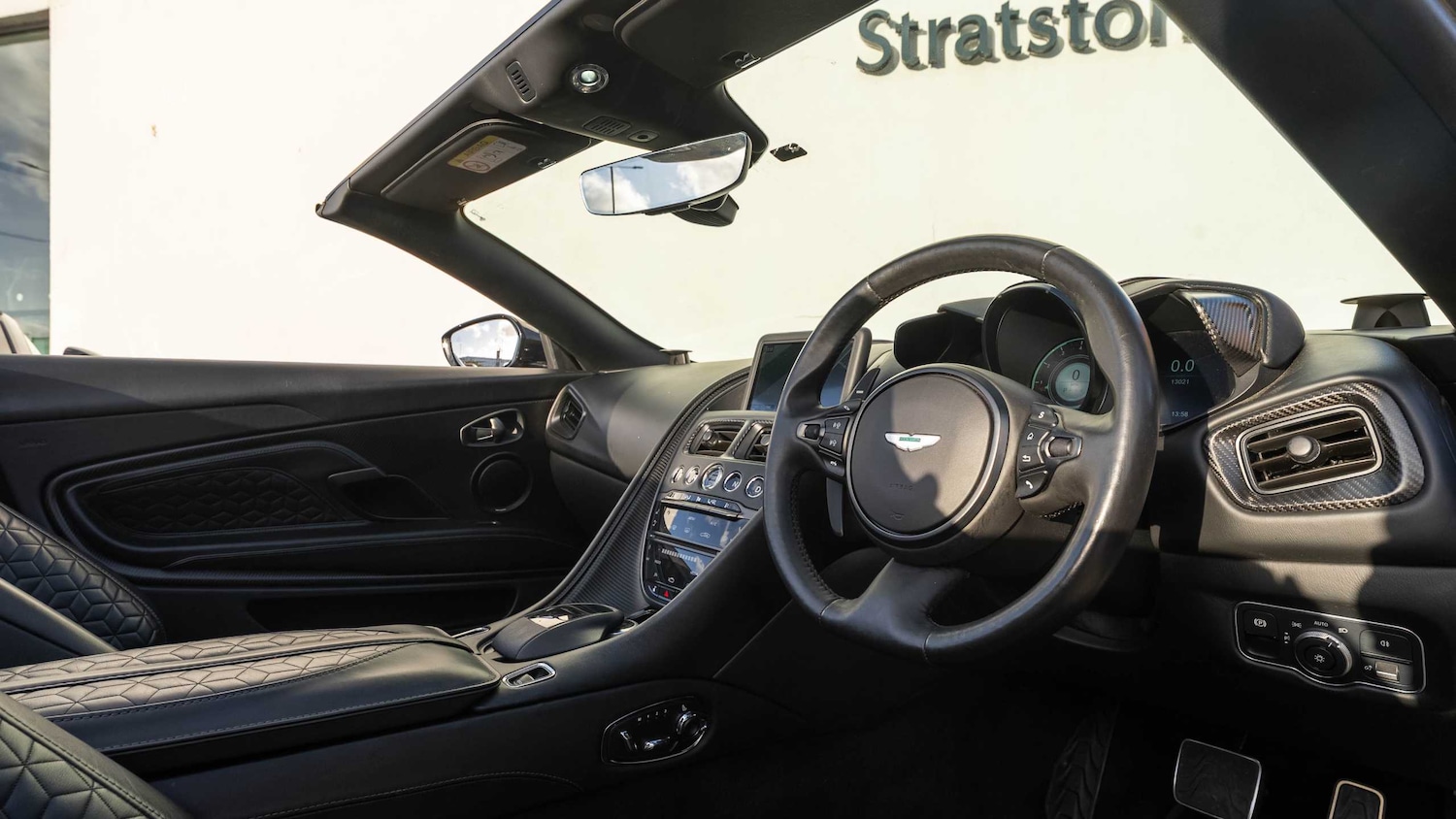 Used Aston Martin DBS 2020 for sale - 77061132: Photo 3