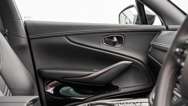Used Aston Martin DBX 2022 for sale - 75217808: Photo 23