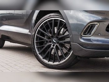 Used Aston Martin DBX 2022 for sale - 75217808: Photo