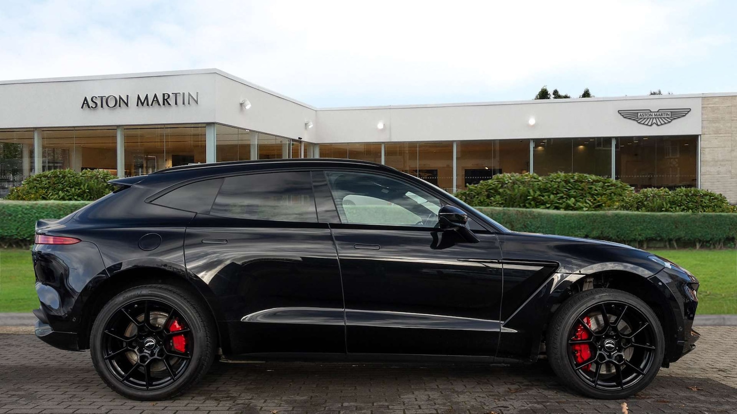 Used Aston Martin DBX 2021 for sale - 77083113: Photo 13