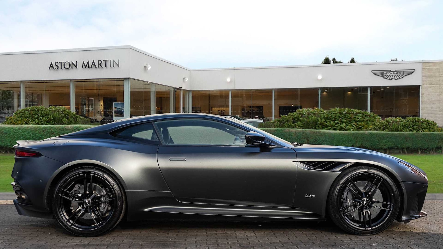 Used Aston Martin DBS 2021 for sale - 77414956: Photo 13