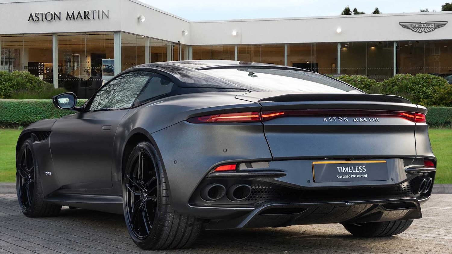 Used Aston Martin DBS 2021 for sale - 77414956: Photo 2