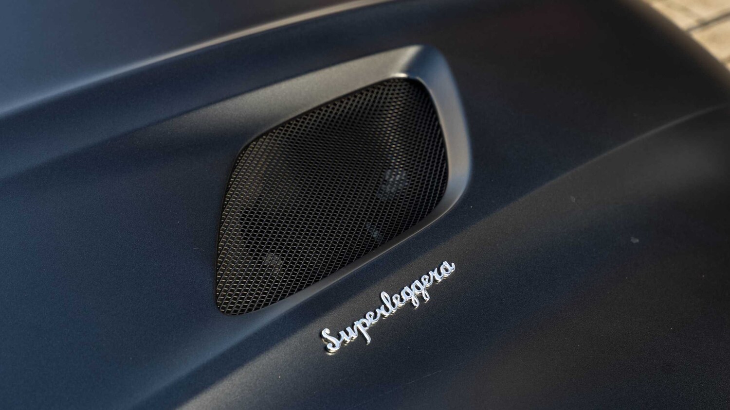 Used Aston Martin DBS 2021 for sale - 77414956: Photo 29