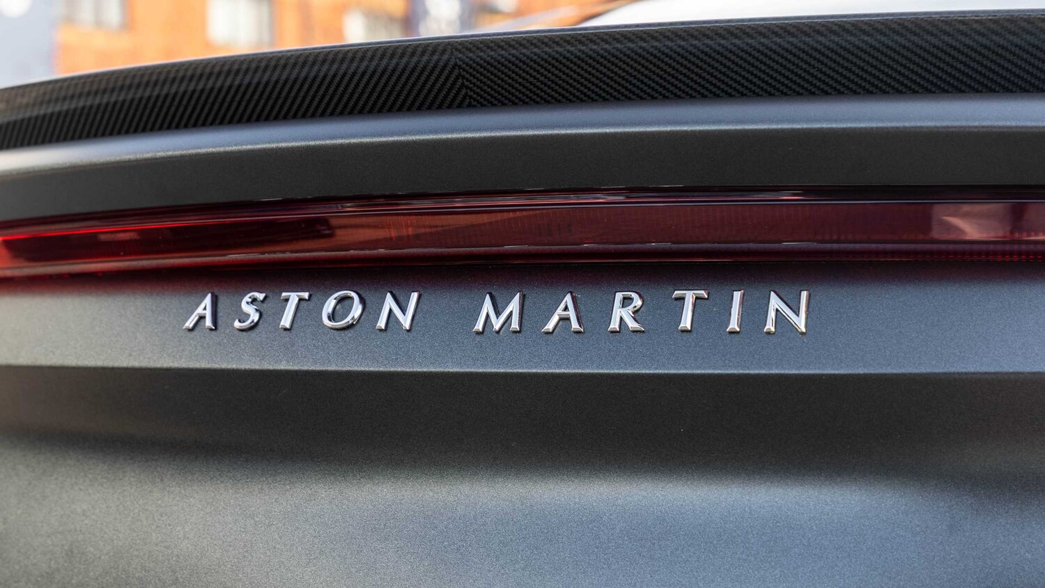 Used Aston Martin DBS 2021 for sale - 77414956: Photo 30