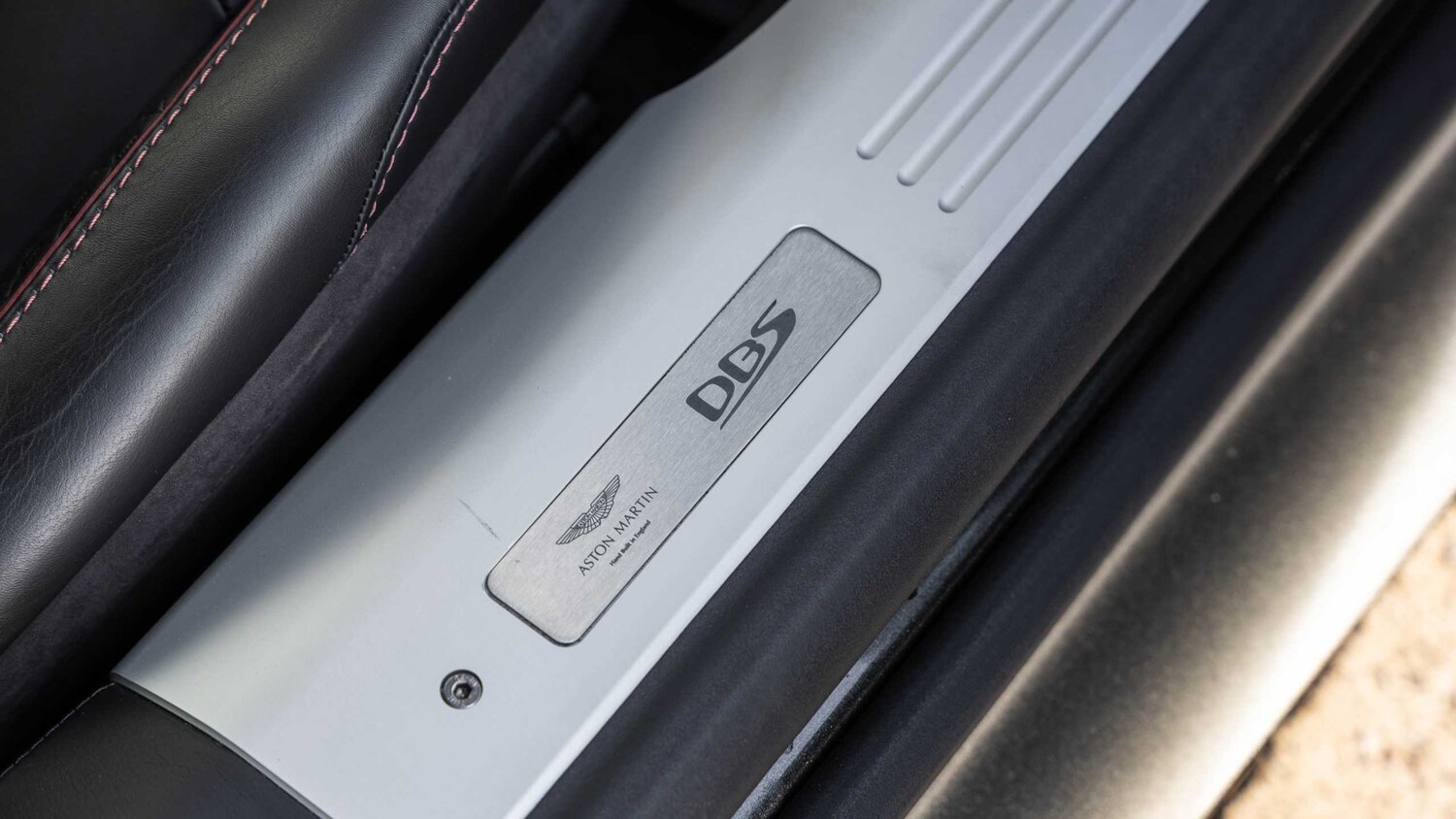 Used Aston Martin DBS 2021 for sale - 77414956: Photo 34