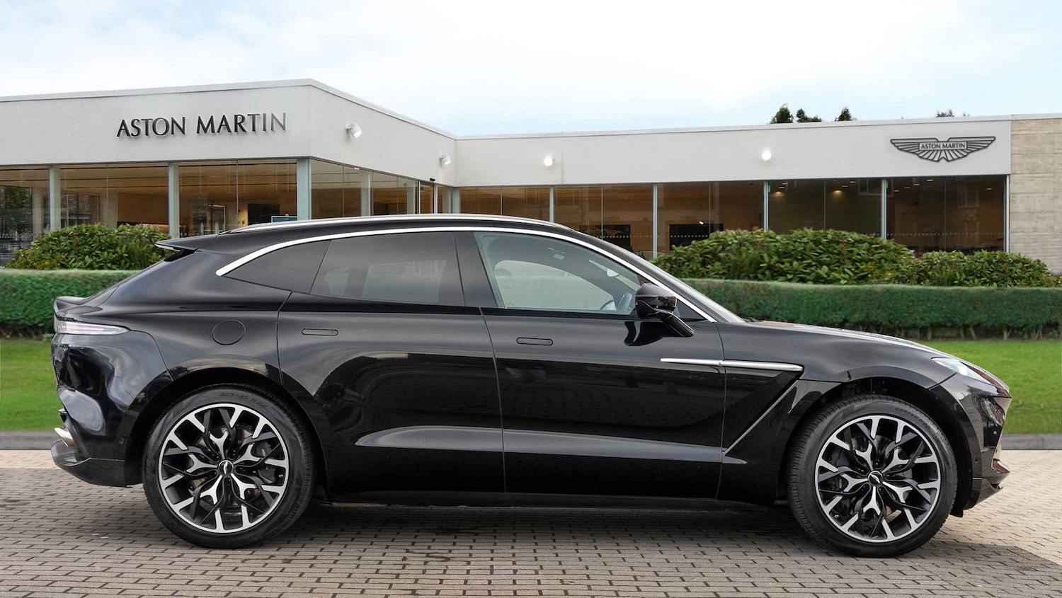 Used Aston Martin DBX 2021 for sale - 77178761: Photo 14