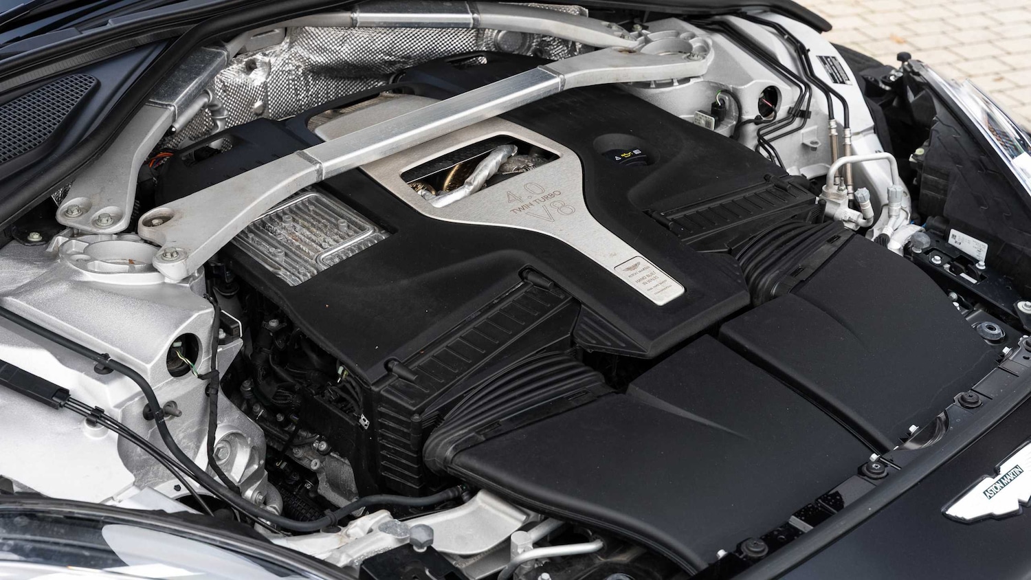 Used Aston Martin DBX 2021 for sale - 77178761: Photo 29