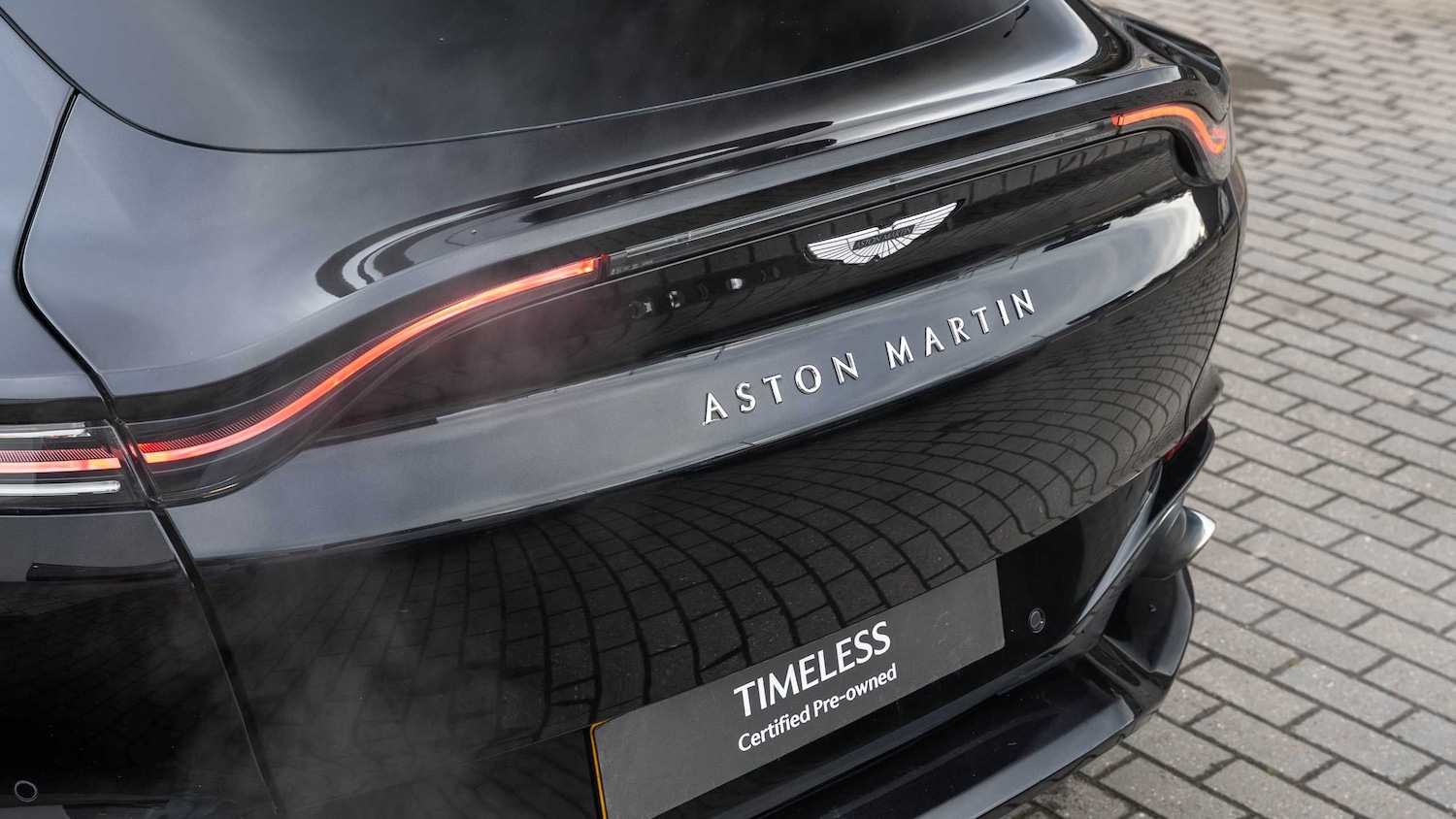 Used Aston Martin DBX 2021 for sale - 77178761: Photo 8