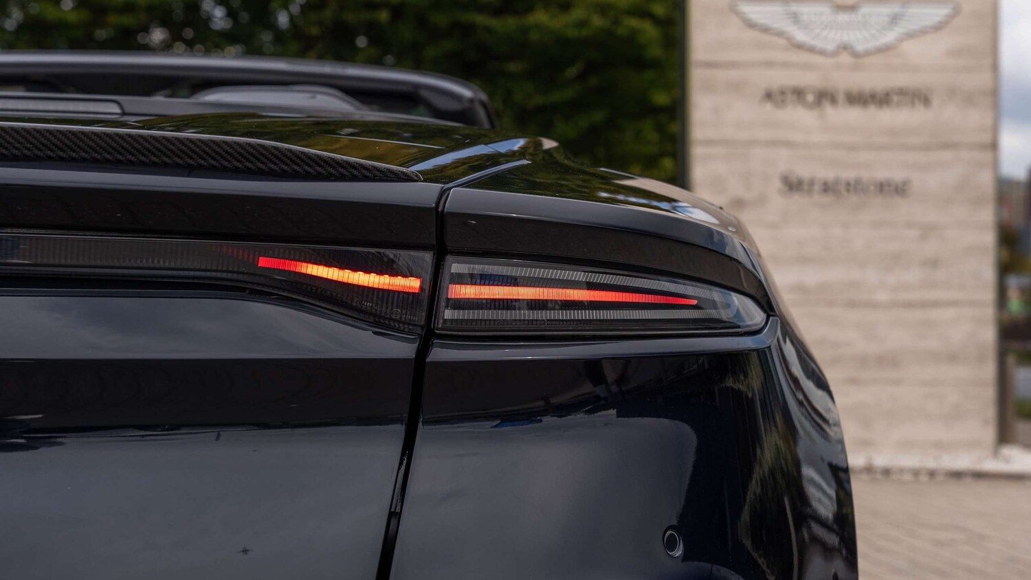 Used Aston Martin DBS 2022 for sale - 76113437: Photo 20