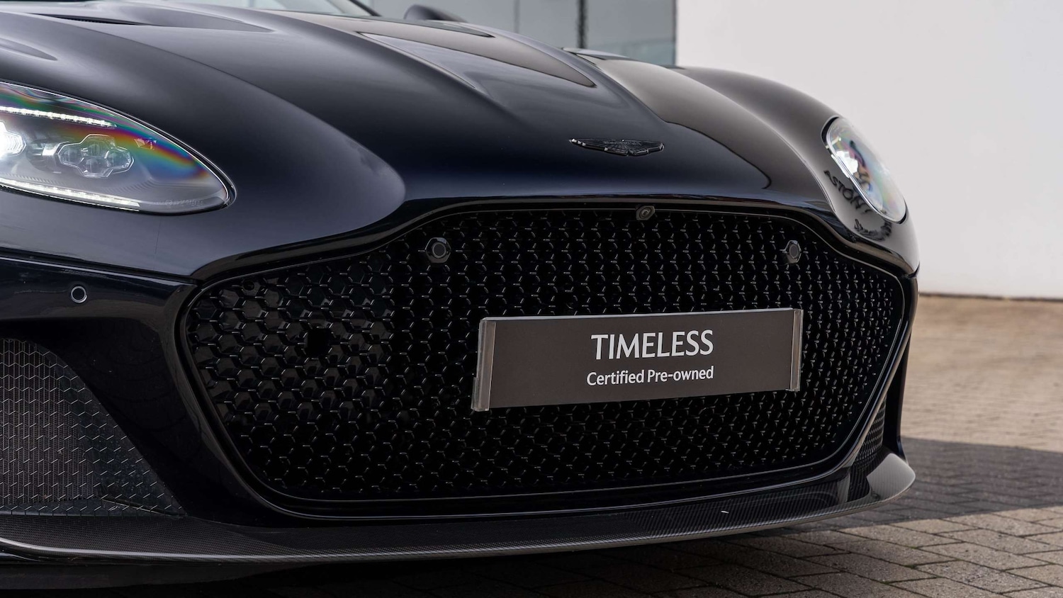 Used Aston Martin DBS 2022 for sale - 76113437: Photo 24