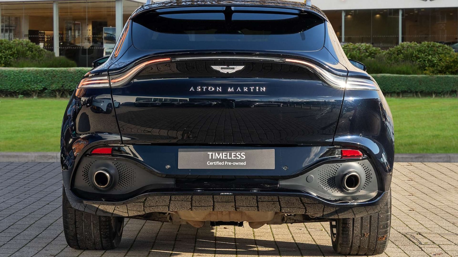 Used Aston Martin DBX 2020 for sale - 76842856: Photo 14