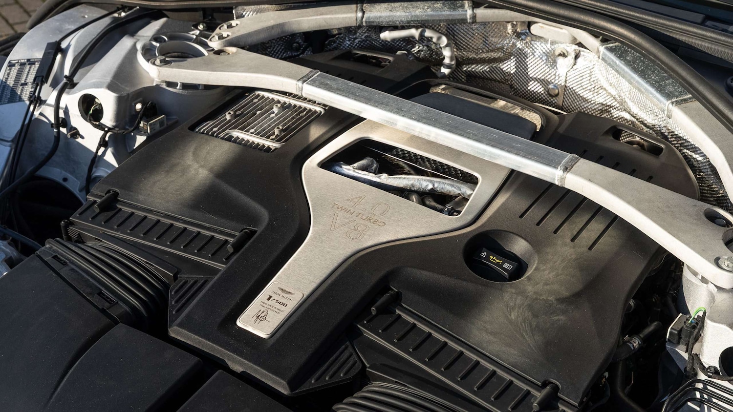 Used Aston Martin DBX 2020 for sale - 76842856: Photo 28