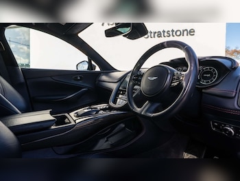 Used Aston Martin DBX 2020 for sale - 76842856: Photo