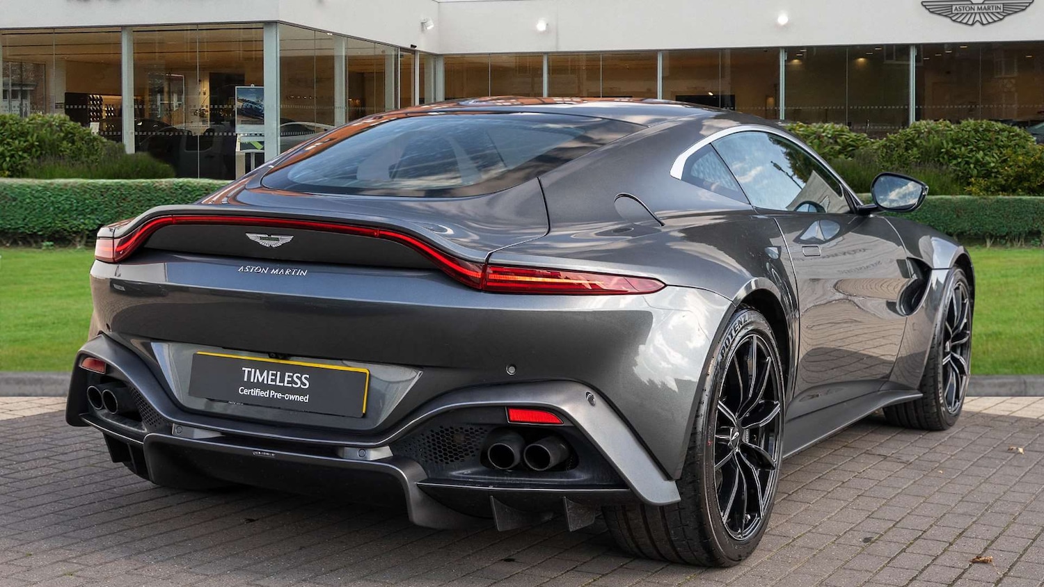 Used Aston Martin Vantage 2019 for sale - 76141491: Photo 15