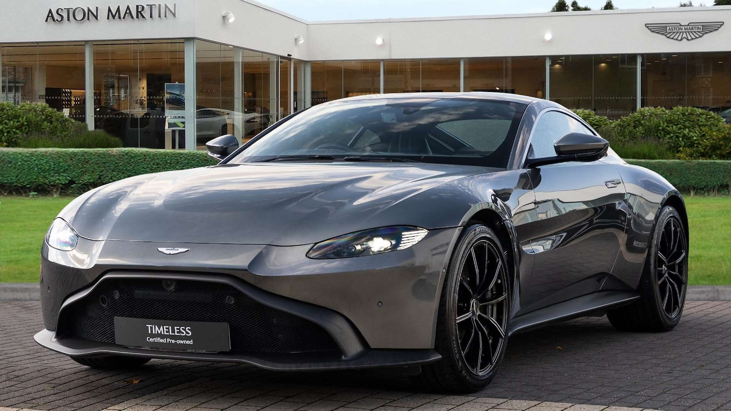 Used Aston Martin Vantage 2019 for sale - 76141491: Photo 16