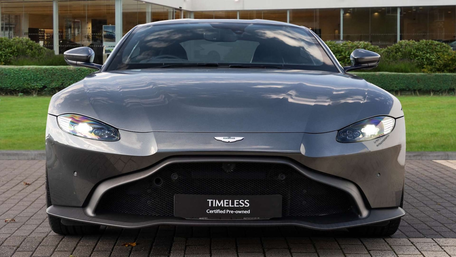 Used Aston Martin Vantage 2019 for sale - 76141491: Photo 7
