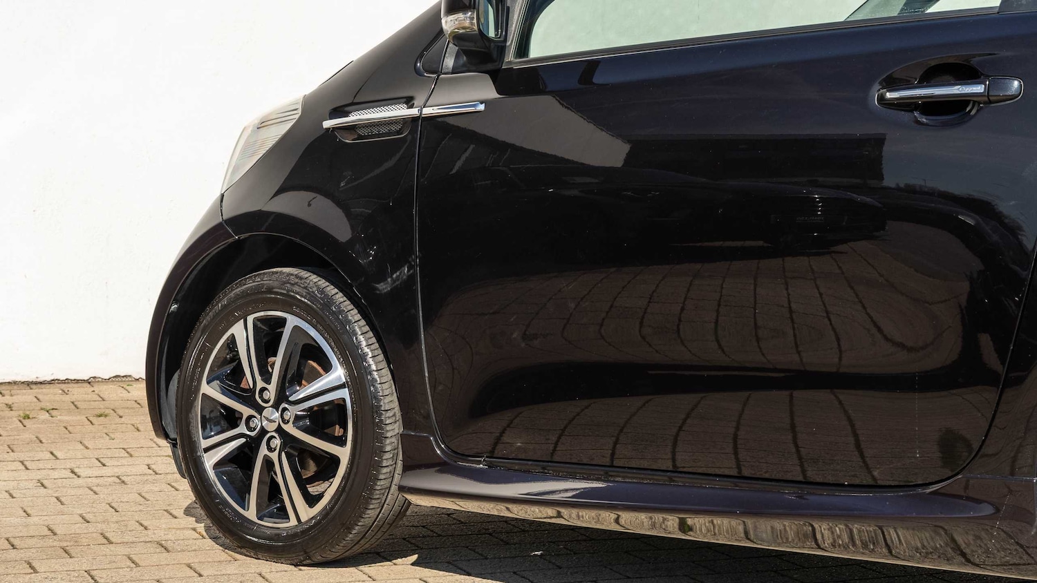 Used Aston Martin Cygnet 2012 for sale - 78024369: Photo 9