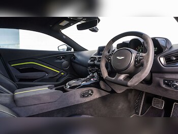 Used Aston Martin Vantage 2021 for sale - 76075304: Photo