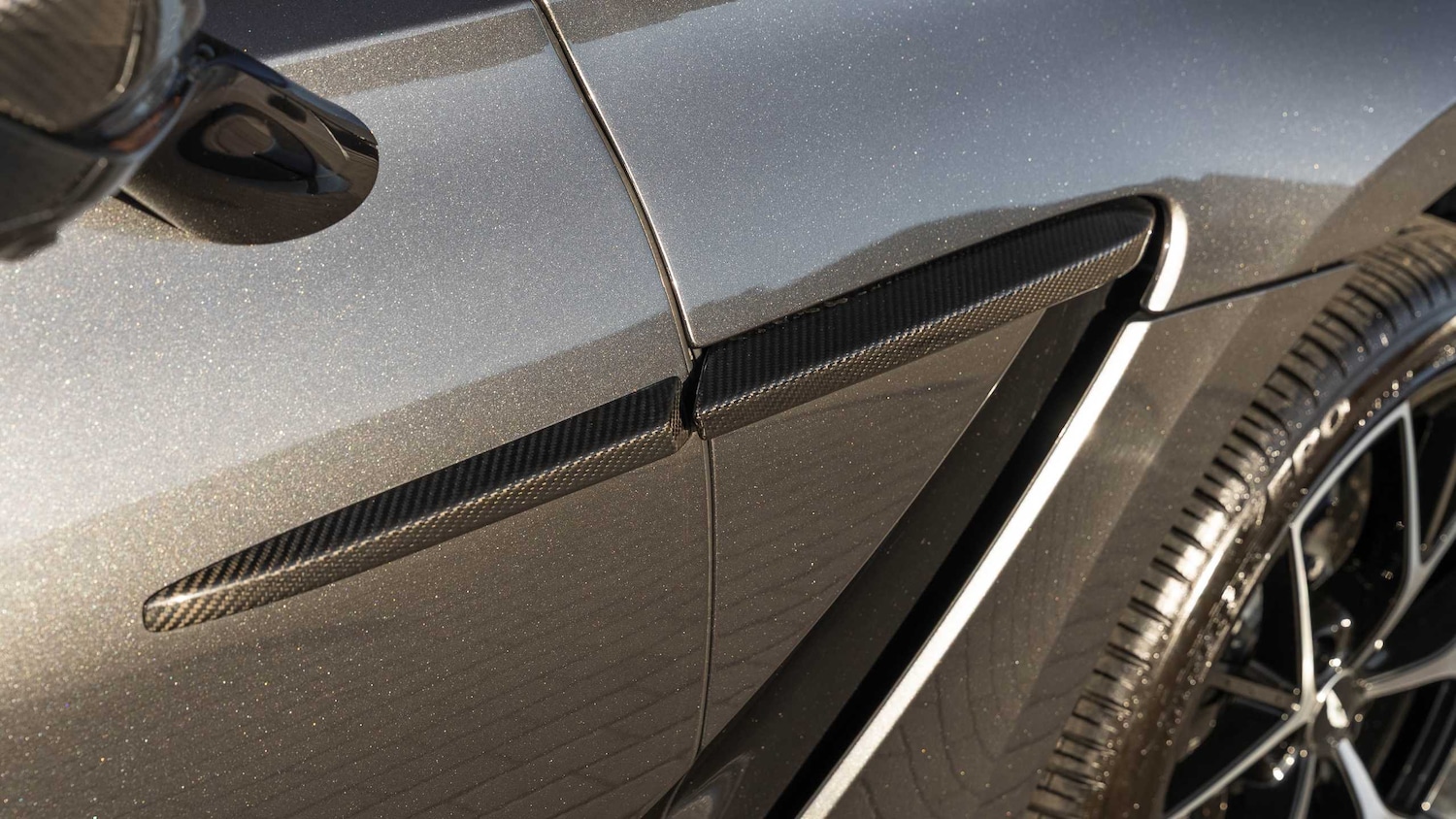 Used Aston Martin DBX 2024 for sale - 76955265: Photo 29