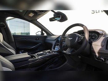 Used Aston Martin DBX 2024 for sale - 76955265: Photo