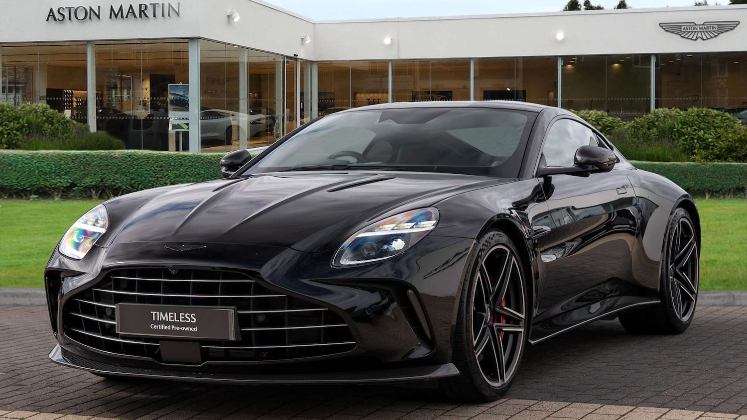 Used Aston Martin Vantage 2024 for sale - 76113525: Photo 15