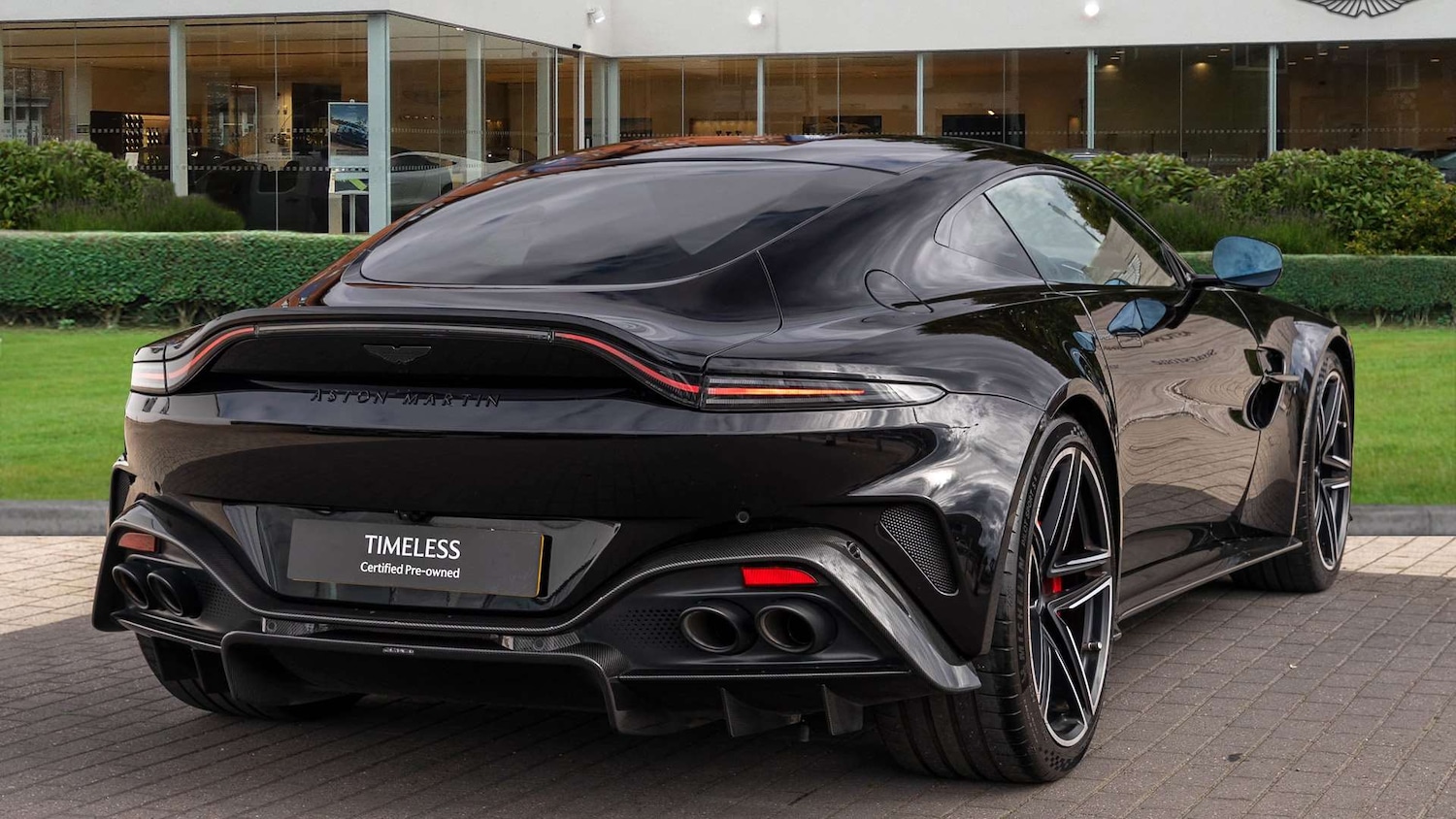 Used Aston Martin Vantage 2024 for sale - 76113525: Photo 16