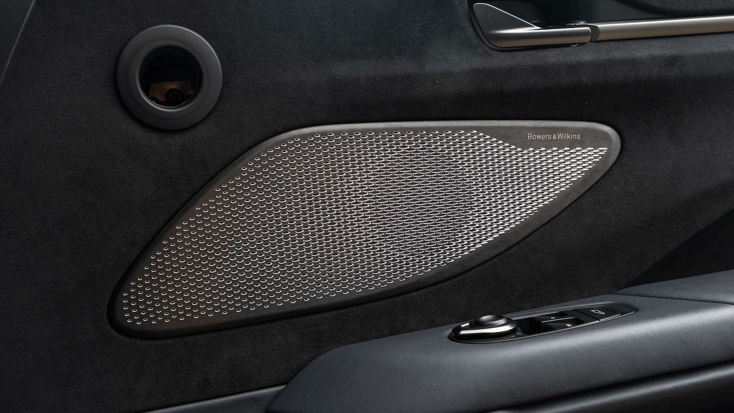 Used Aston Martin Vantage 2024 for sale - 76113525: Photo 21