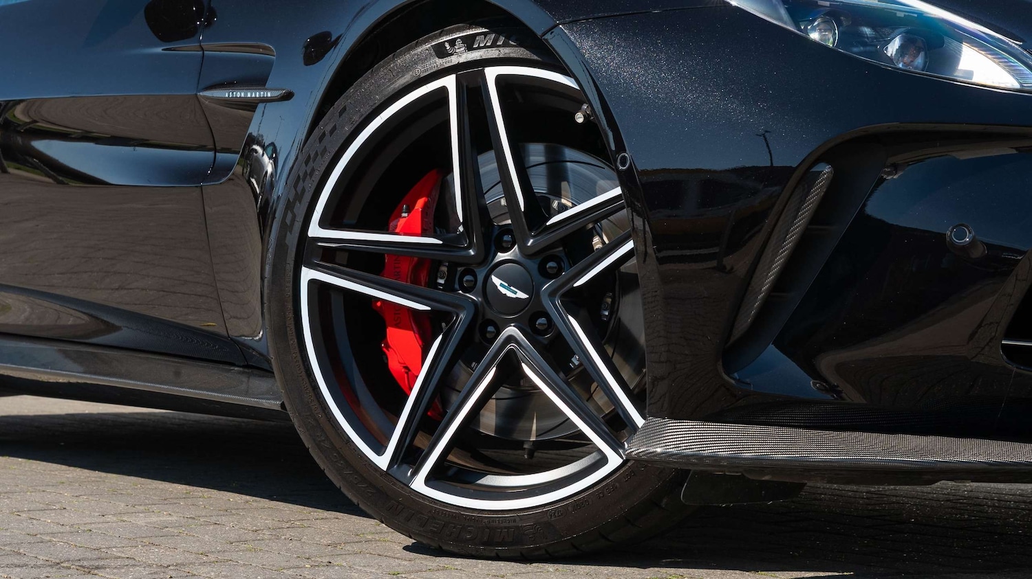Used Aston Martin Vantage 2024 for sale - 76113525: Photo 4