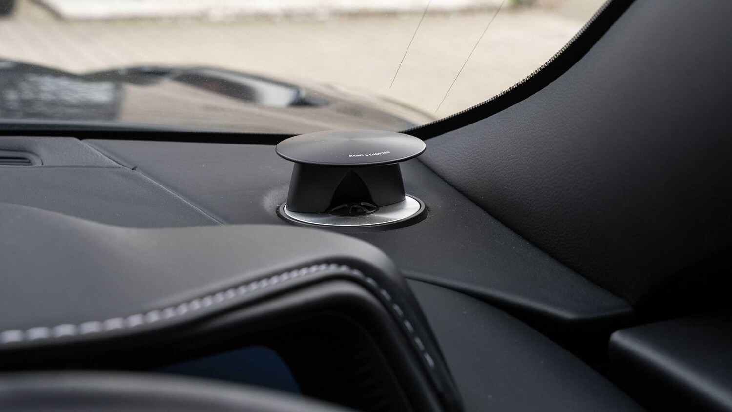 Used Aston Martin DB11 2017 for sale - 77540797: Photo 21