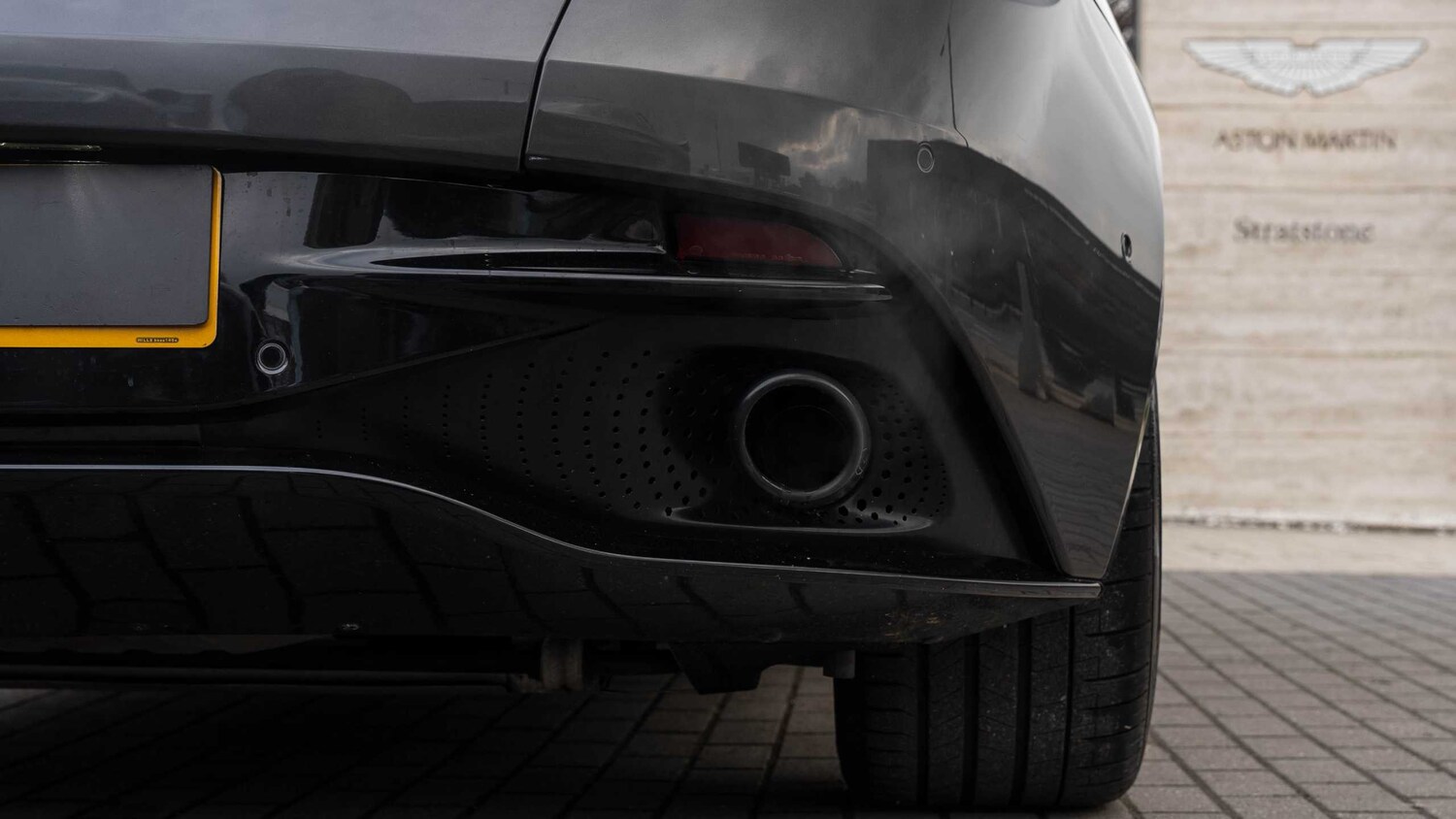 Used Aston Martin DB11 2017 for sale - 77540797: Photo 25