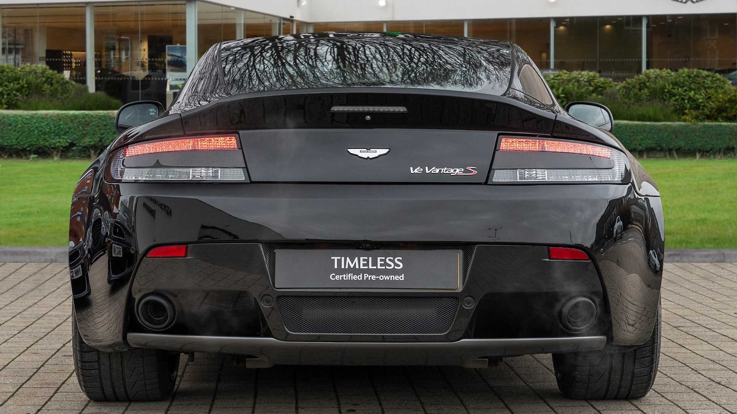 Used Aston Martin Vantage 2017 for sale - 77628218: Photo 13