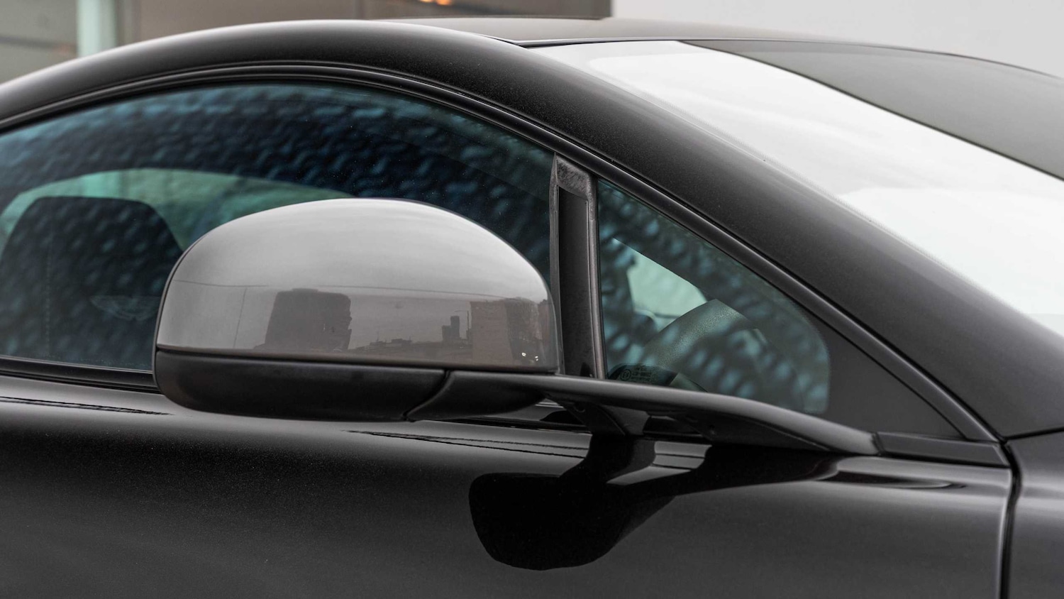 Used Aston Martin Vantage 2017 for sale - 77628218: Photo 21