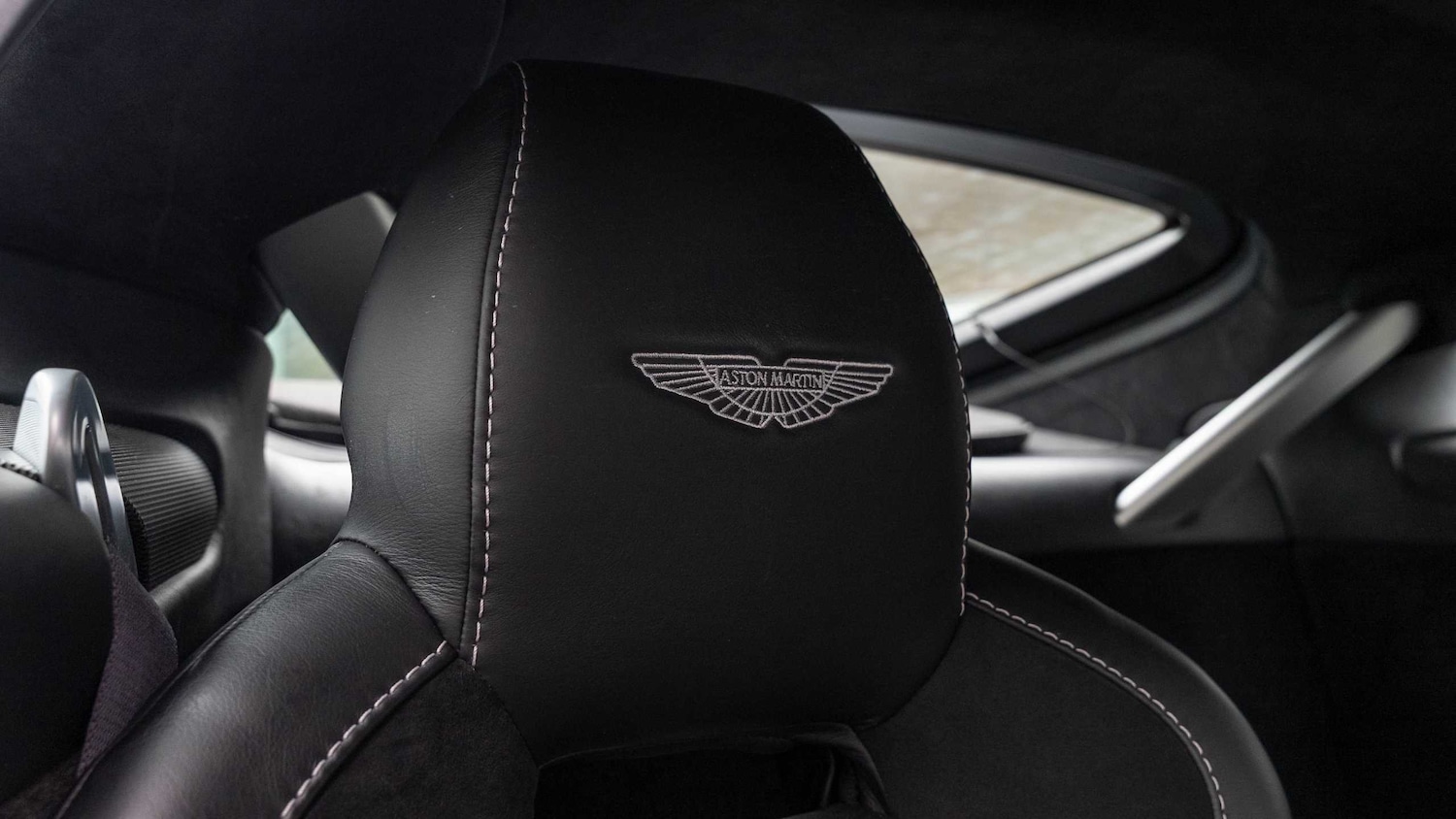 Used Aston Martin Vantage 2017 for sale - 77628218: Photo 5