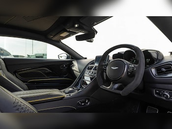 Used Aston Martin DBS 2023 for sale - 75581083: Photo