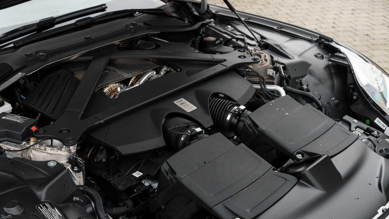 Used Aston Martin V8 2023 for sale - 76063435: Photo 28