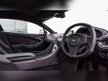 Used Aston Martin Vanquish 2014 for sale - 76286361: Photo