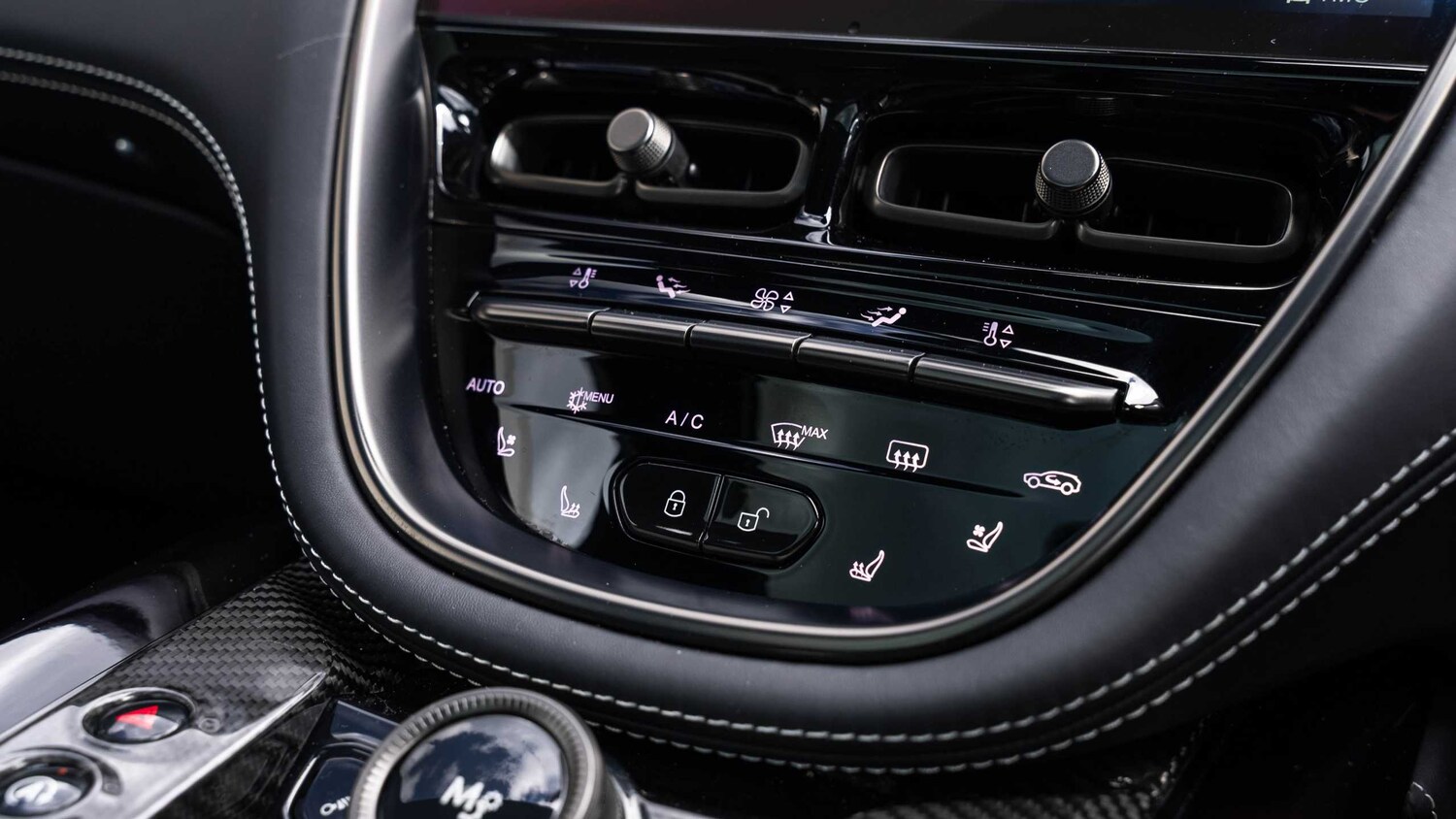 Used Aston Martin DBX for sale - 78089676: Photo 11