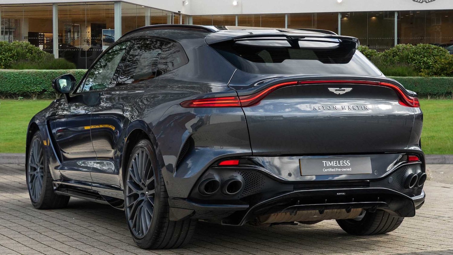 Used Aston Martin DBX for sale - 78089676: Photo 2