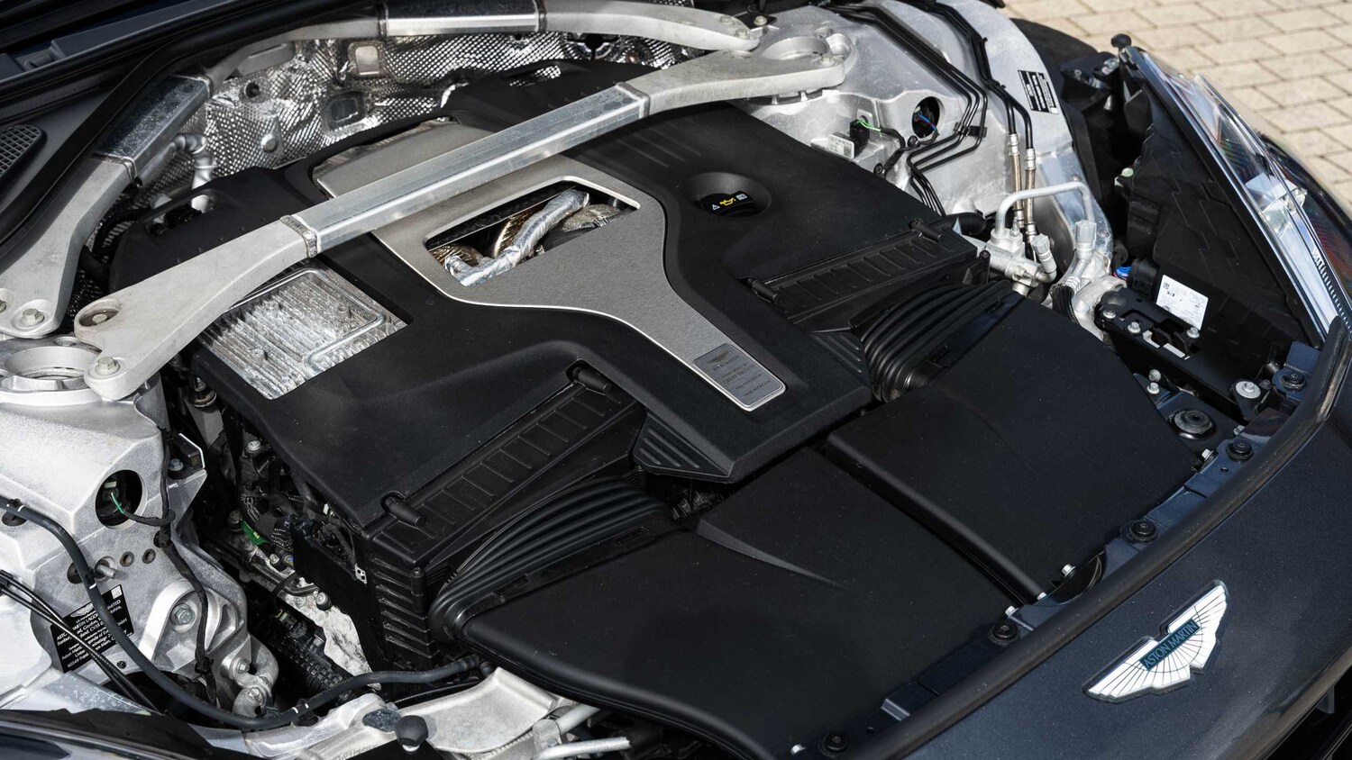 Used Aston Martin DBX for sale - 78089676: Photo 27