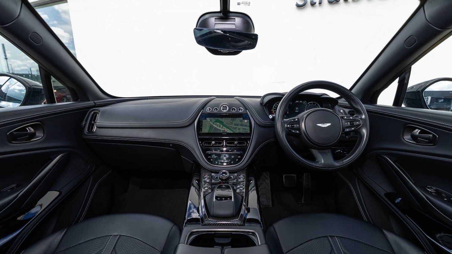 Used Aston Martin DBX for sale - 78089676: Photo 31