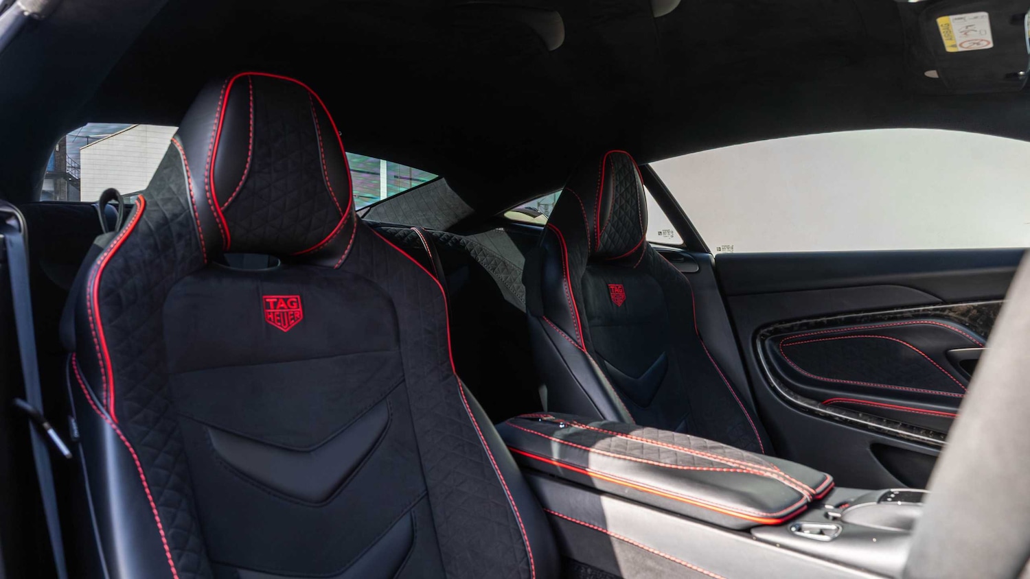 Used Aston Martin DBS 2019 for sale - 77661251: Photo 12