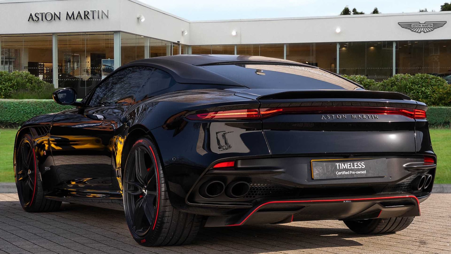 Used Aston Martin DBS 2019 for sale - 77661251: Photo 2