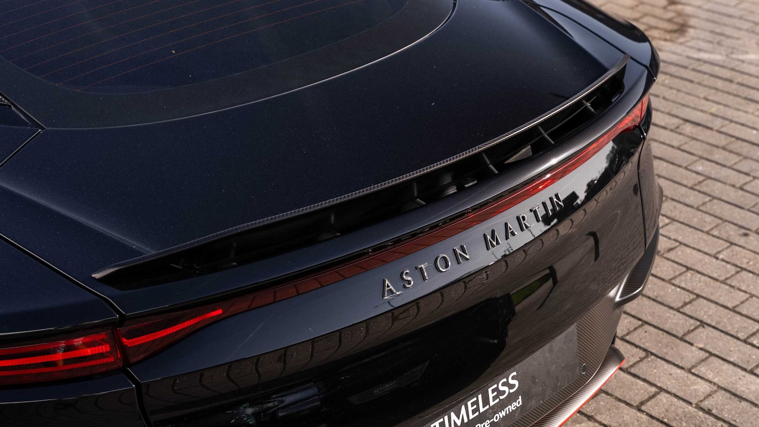 Used Aston Martin DBS 2019 for sale - 77661251: Photo 8