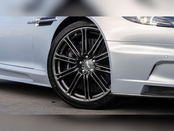 Used Aston Martin DBS 2009 for sale - 76075337: Photo