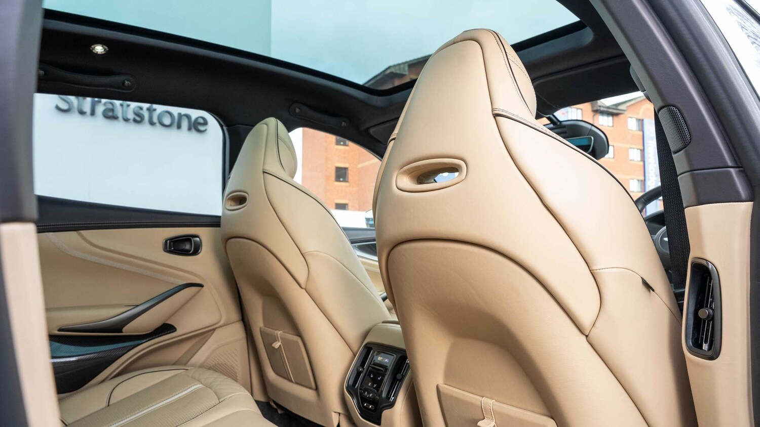 Used Aston Martin DBX 2024 for sale - 77540673: Photo 19