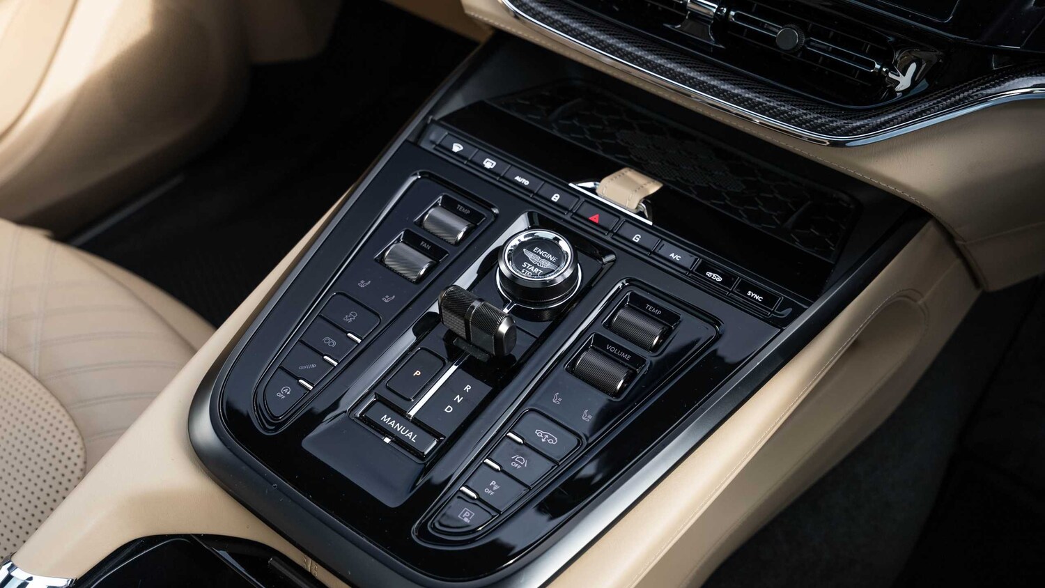 Used Aston Martin DBX 2024 for sale - 77540673: Photo 9