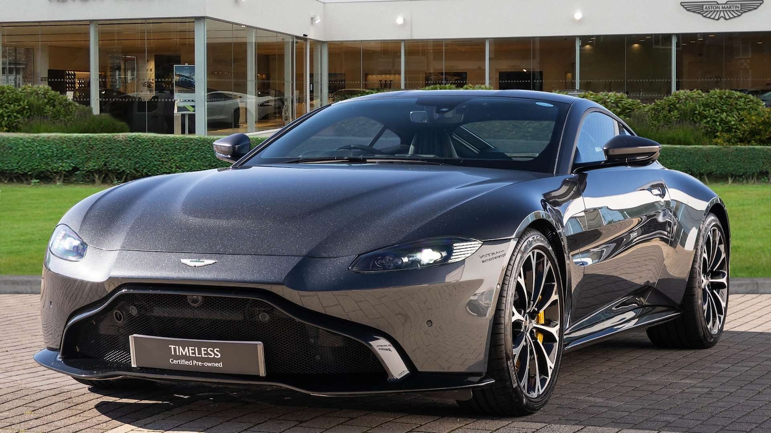 Used Aston Martin Vantage 2019 for sale - 76421182: Photo 15