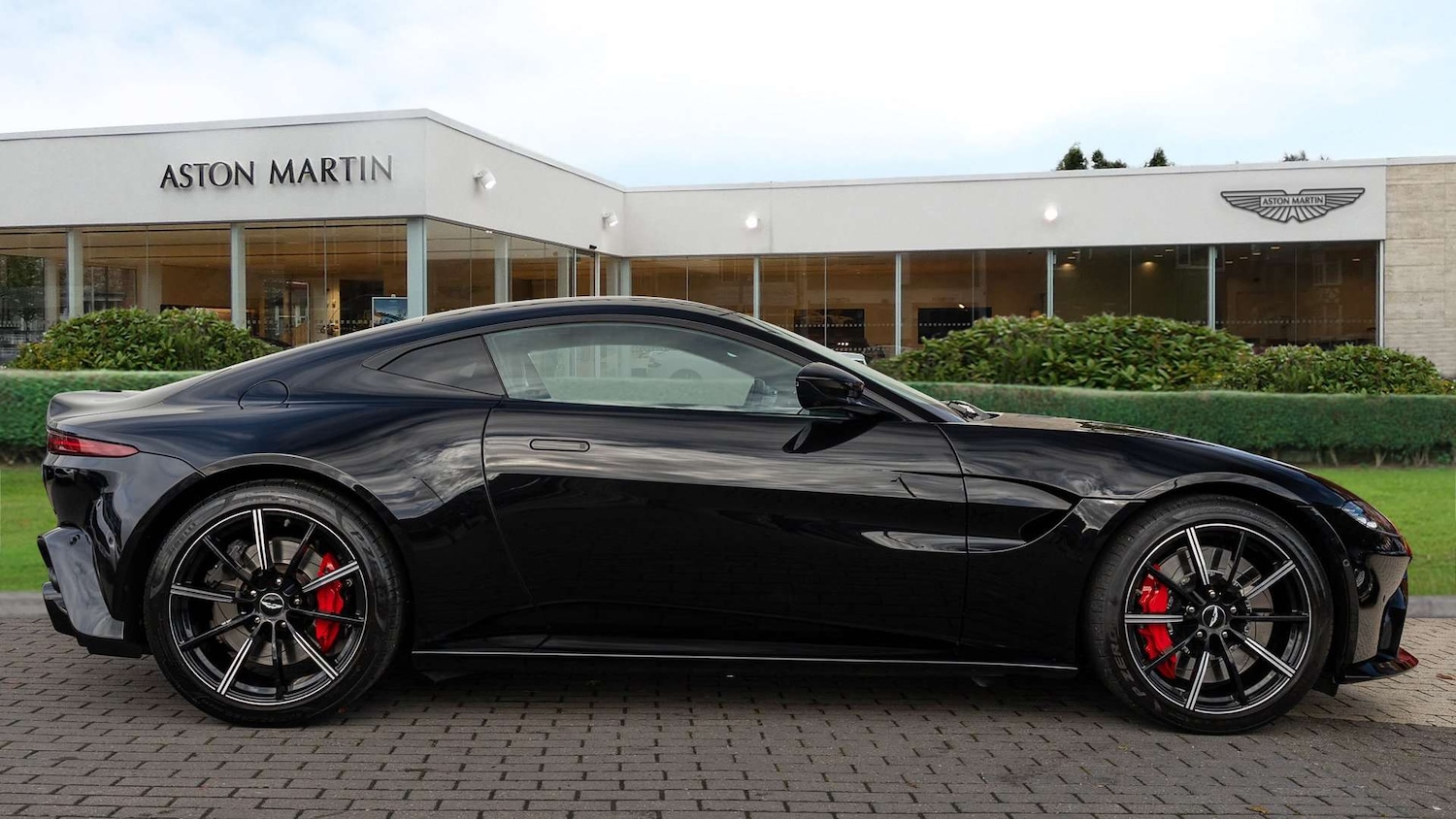 Used Aston Martin Vantage 2021 for sale - 76351732: Photo 14