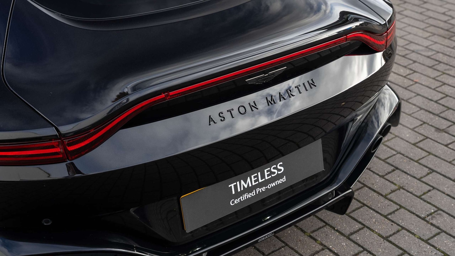 Used Aston Martin Vantage 2021 for sale - 76351732: Photo 8